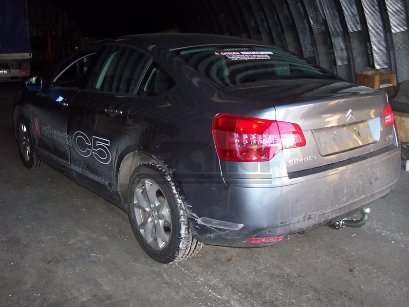 Фаркоп Galia оцинкованный для Peugeot 407 седан 2004-2010. Артикул C055A Фаркоп Galia оцинкованный для Peugeot 407 седан 2004-2010. Артикул C055A