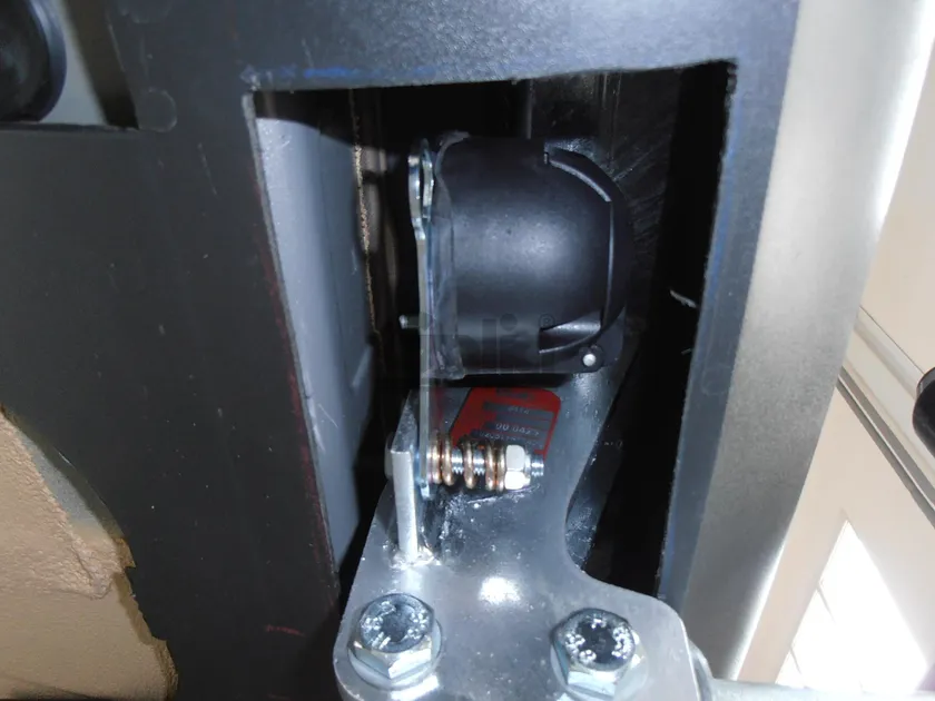 Фаркоп Galia оцинкованный для Ford S-Max I 2006-2015. Артикул F114A Фаркоп Galia оцинкованный для Ford S-Max I 2006-2015. Артикул F114A