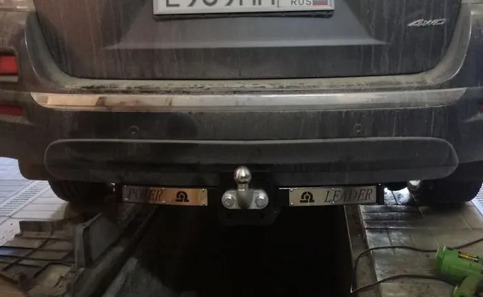 Фаркоп Лидер-Плюс для Toyota Highlander II 2010-2013. Фланцевое крепление. Артикул T119-F(N)