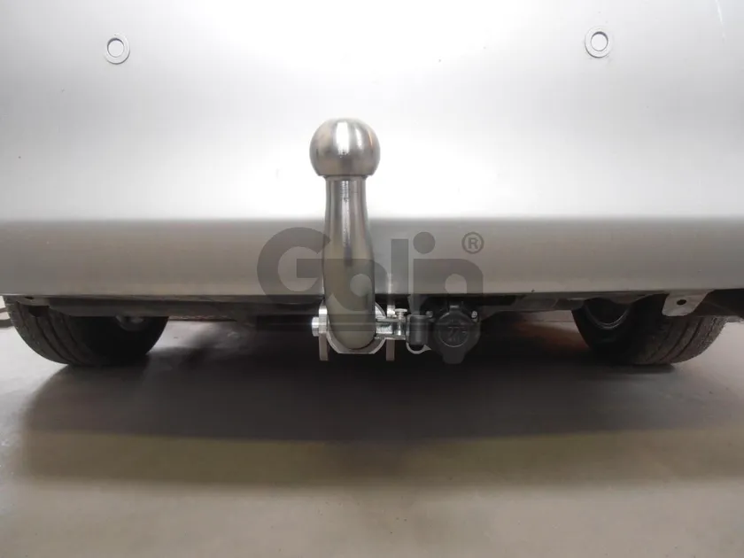 Фаркоп Galia оцинкованный для Toyota Corolla E150 седан 2007-2013. Быстросъемный крюк. Артикул T060C Фаркоп Galia оцинкованный для Toyota Corolla E150 седан 2007-2013. Быстросъемный крюк. Артикул T060C