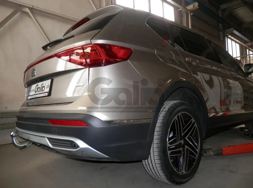 Фаркоп Galia оцинкованный для Volkswagen Tiguan I 2007-2016. Быстросъемный крюк. Артикул V069C Фаркоп Galia оцинкованный для Volkswagen Tiguan I 2007-2016. Быстросъемный крюк. Артикул V069C