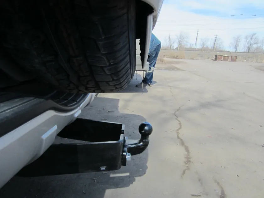 Фаркоп Oris (ранее Bosal) для Mitsubishi Pajero IV 2007-2025. Фланцевое крепление. Артикул 4125-F