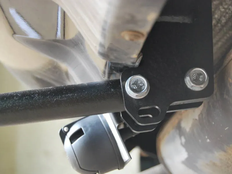 Фаркоп Oris (ранее Bosal) для Land Rover Freelander II 2007-2014. Артикул 7351-A Фаркоп Oris (ранее Bosal) для Land Rover Freelander II 2007-2014. Артикул 7351-A