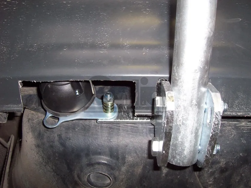 Фаркоп Galia оцинкованный для Volkswagen Passat B5 седан, универсал 1996-2005. Быстросъемный крюк. Артикул A036C Фаркоп Galia оцинкованный для Volkswagen Passat B5 седан, универсал 1996-2005. Быстросъемный крюк. Артикул A036C