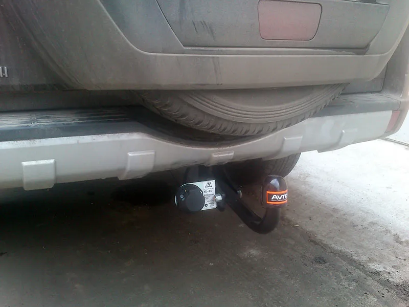 Фаркоп AvtoS для Mitsubishi Pajero III 3/5 дверей 2000-2007. Артикул MI 26 Фаркоп AvtoS для Mitsubishi Pajero III 3/5 дверей 2000-2007. Артикул MI 26