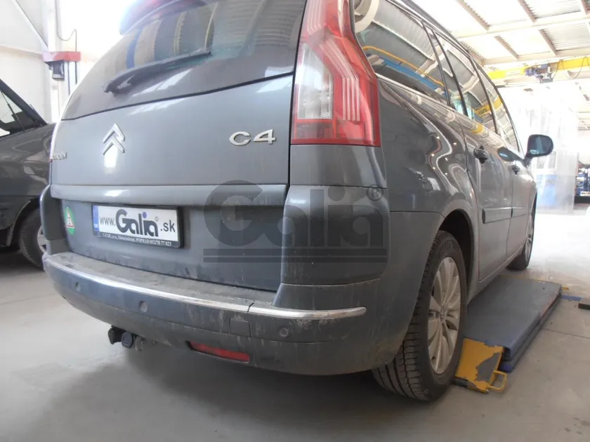 Фаркоп Galia оцинкованный для Peugeot 5008 2009-2017. Артикул C051A Фаркоп Galia оцинкованный для Peugeot 5008 2009-2017. Артикул C051A