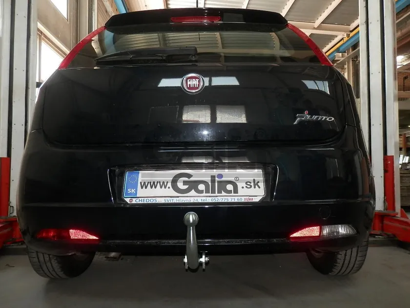 Фаркоп Galia оцинкованный для Fiat Grande Punto (в т.ч. Evo) 2006-2010. Быстросъемный крюк. Артикул F101C Фаркоп Galia оцинкованный для Fiat Grande Punto (в т.ч. Evo) 2006-2010. Быстросъемный крюк. Артикул F101C