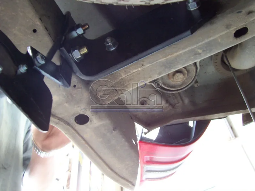 Фаркоп Galia оцинкованный для Mercedes-Benz M-Класс (ML) W163 (запаска под бампером) 1998-2005. Артикул M029A Фаркоп Galia оцинкованный для Mercedes-Benz M-Класс (ML) W163 (запаска под бампером) 1998-2005. Артикул M029A