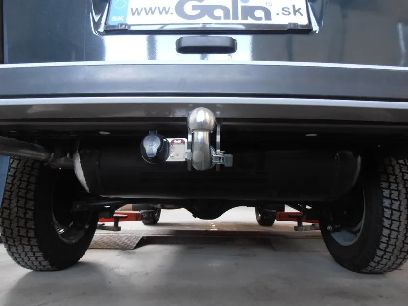 Фаркоп Galia оцинкованный для ВАЗ 2131 1993-2014. Быстросъемный крюк. Артикул L001C Фаркоп Galia оцинкованный для ВАЗ 2131 1993-2014. Быстросъемный крюк. Артикул L001C