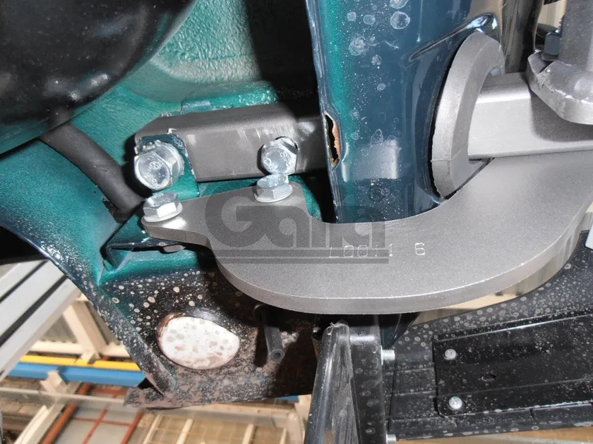 Фаркоп Galia оцинкованный для ВАЗ 2131 1993-2014. Быстросъемный крюк. Артикул L001C Фаркоп Galia оцинкованный для ВАЗ 2131 1993-2014. Быстросъемный крюк. Артикул L001C