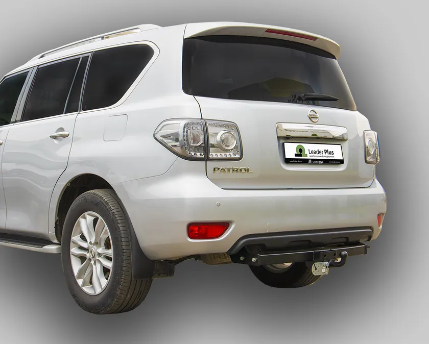 Фаркоп Лидер-Плюс для Nissan Patrol Y62 2010-2025 (с накладкой из нерж. стали). Фланцевое крепление. Артикул N124-F(N)