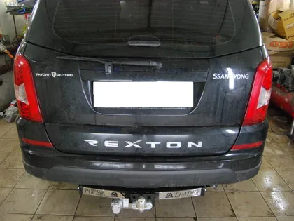 Фаркоп Лидер-Плюс для SsangYong Rexton I 2003-2007 (с накладкой из нерж. стали). Фланцевое крепление. Артикул S205-F(N) Фаркоп Лидер-Плюс для SsangYong Rexton I 2003-2007 (с накладкой из нерж. стали). Фланцевое крепление. Артикул S205-F(N)