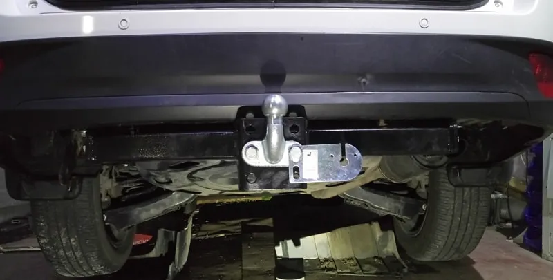 Фаркоп Лидер-Плюс для Toyota Highlander III 2014-2020. Фланцевое крепление. Артикул T120-F Фаркоп Лидер-Плюс для Toyota Highlander III 2014-2020. Фланцевое крепление. Артикул T120-F