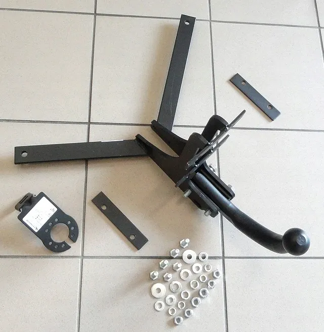 Фаркоп Steinhof для Saab 9-3 универсал 2005-2011. Артикул S-016 Фаркоп Steinhof для Saab 9-3 универсал 2005-2011. Артикул S-016