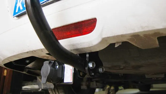 Фаркоп Oris (ранее Bosal) для Peugeot 408 2012-2025. Артикул 2557-A