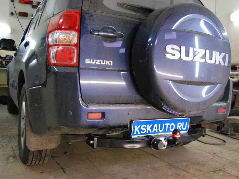 Фаркоп Oris (ранее Bosal) для Suzuki Grand Vitara III 5-дв. 2005-2015. Фланцевое крепление. Артикул 2850-F Фаркоп Oris (ранее Bosal) для Suzuki Grand Vitara III 5-дв. 2005-2015. Фланцевое крепление. Артикул 2850-F