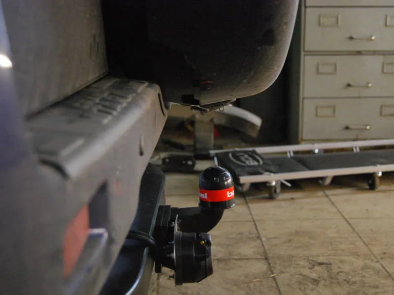 Фаркоп Oris (ранее Bosal) для Suzuki Grand Vitara III 5-дв. 2005-2015. Фланцевое крепление. Артикул 2850-F Фаркоп Oris (ранее Bosal) для Suzuki Grand Vitara III 5-дв. 2005-2015. Фланцевое крепление. Артикул 2850-F