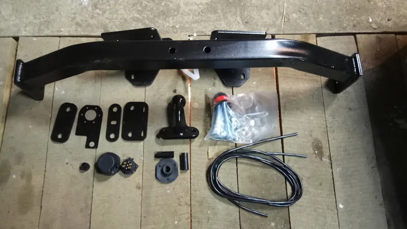 Фаркоп Oris (ранее Bosal) для Suzuki Grand Vitara III 5-дв. 2005-2015. Фланцевое крепление. Артикул 2850-F Фаркоп Oris (ранее Bosal) для Suzuki Grand Vitara III 5-дв. 2005-2015. Фланцевое крепление. Артикул 2850-F