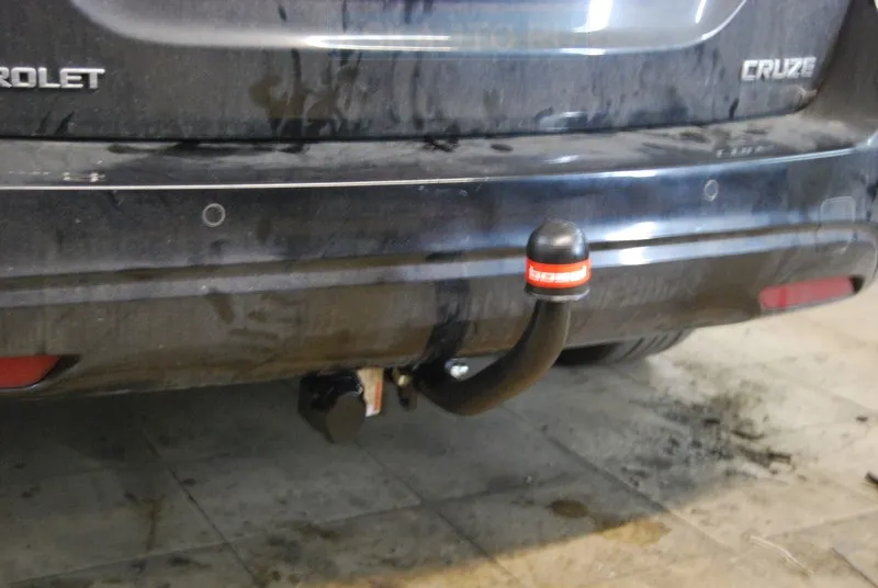 Фаркоп Oris (ранее Bosal) для Chevrolet Cruze I универсал 2013-2015. Артикул 5266-A Фаркоп Oris (ранее Bosal) для Chevrolet Cruze I универсал 2013-2015. Артикул 5266-A